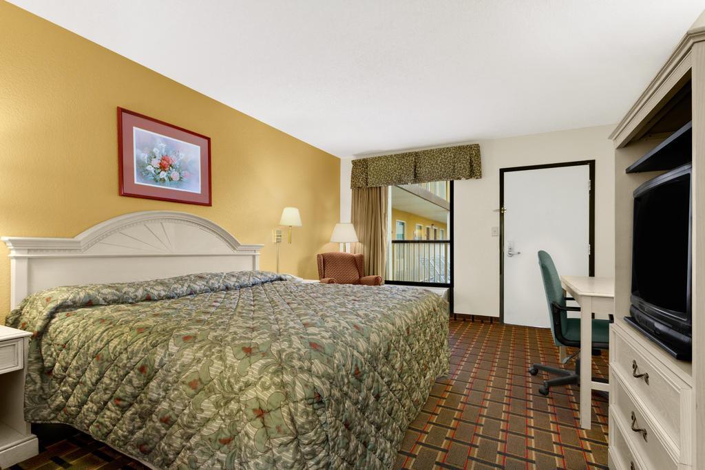 Motel Baymont By Wyndham Santee Exterior foto